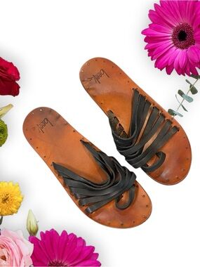 beek Black Multi-Strap Leather Slide Sandals